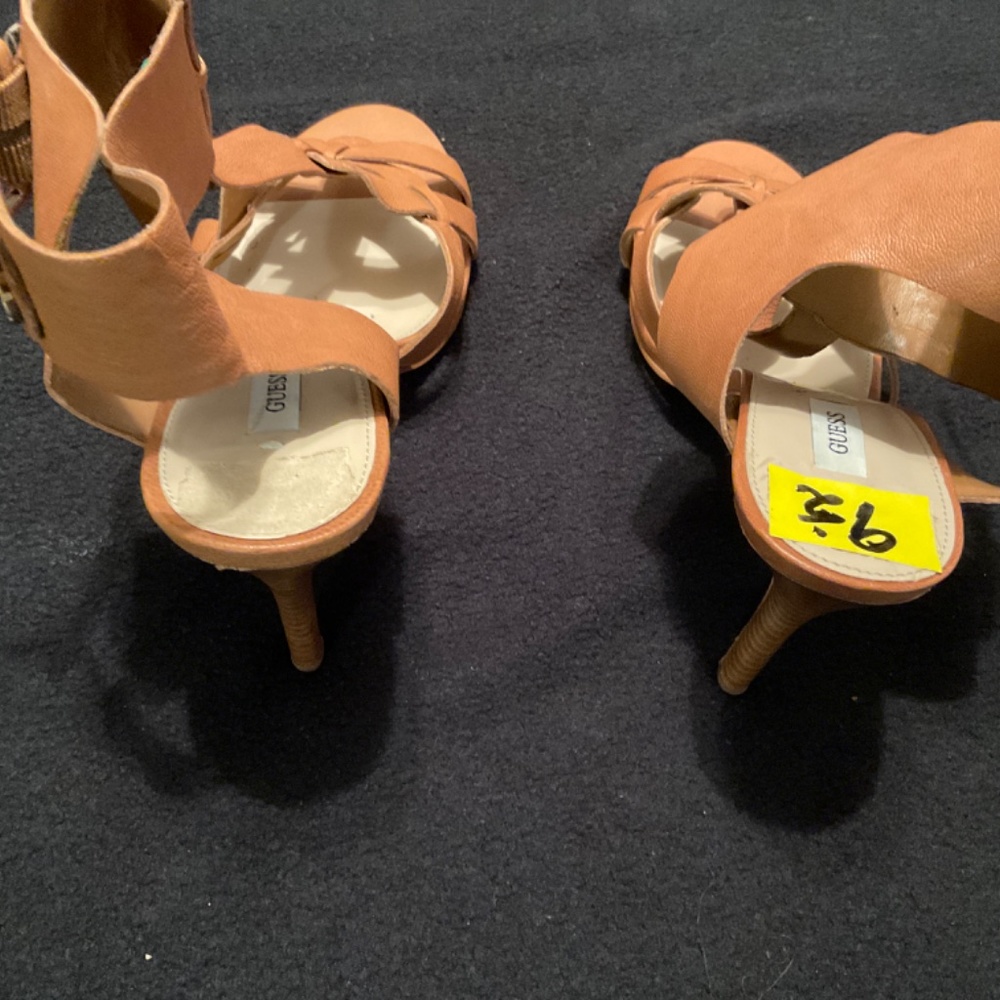 Shoes - Picture 3 of 4